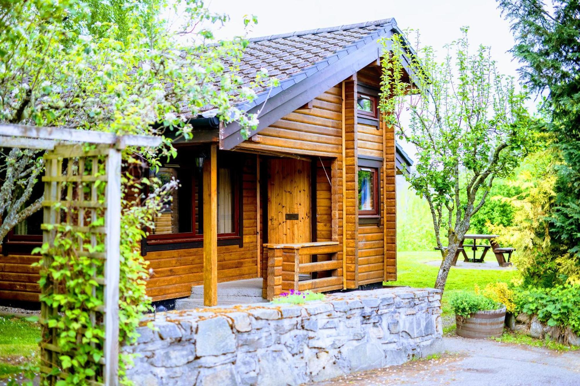 Loch Insh Chalets Ltd Kincraig Esterno foto